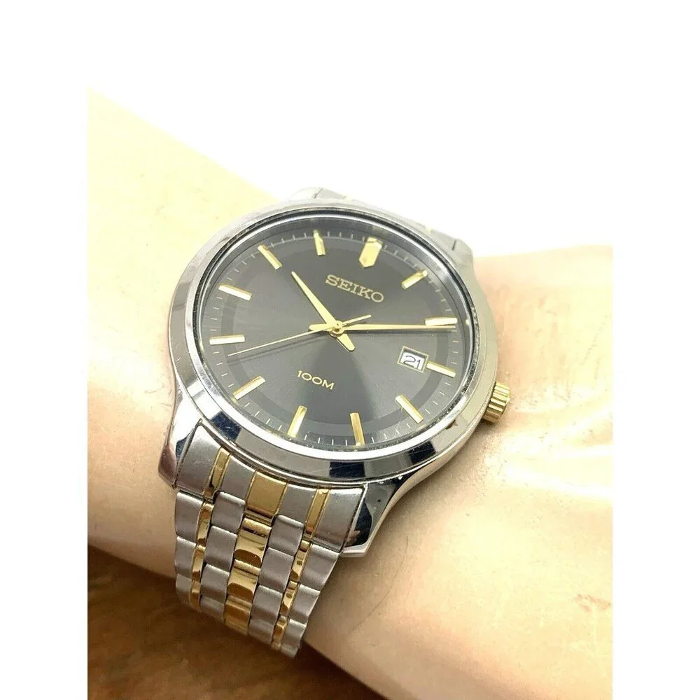 Seiko Men's Watch 6N42-00F0 Quartz Black Gray Dial Two Tone Stainless Steel 41mm